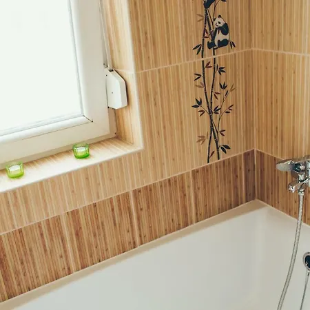 Апартаменты Volgyhid Apartman